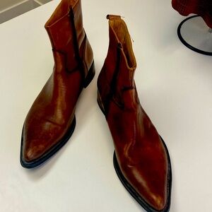 Barney’s in-house brand (co-op) zip up boots 12